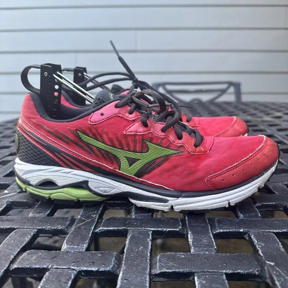 Mizuno Womens Wave Rider 16 Athletic Shoe Womens Size 10 Red Black 8KN-30340 - Picture 1 of 10
